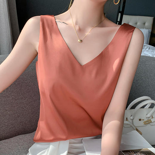 QHJY-JY2157新款韩版宽松宽肩v领美背吊带背心女西装内搭性感无袖吊带女 商品图0