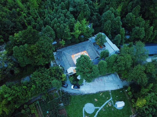 【崇州-123号院】4房温泉私汤小院，街子古镇旁、亲子乐园、投影K歌、儿童游玩滑滑梯丨海洋球池，草坪BBQ、露天电影rc 商品图0