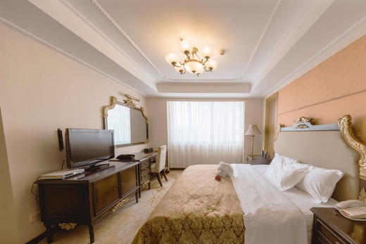 金元宝大酒店金箔路店客房标间（含早） 商品图1