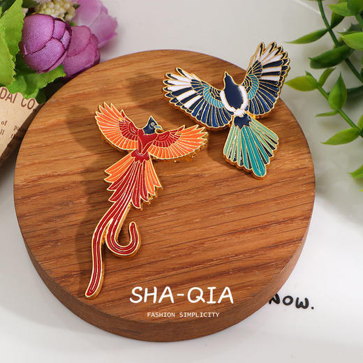 喜鹊胸针女学生衣服装饰卡通凤凰徽章创意小众设计勋章生日礼物 商品图1