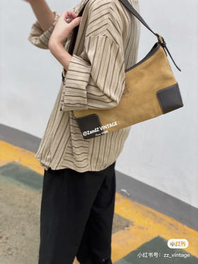 罗威麂皮单肩包 简单高级