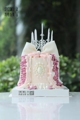 2022七夕节A款爱的殿堂