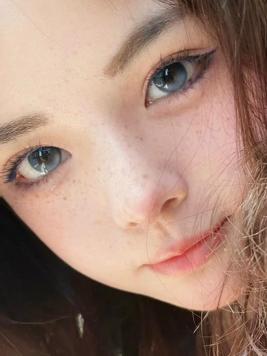 日抛 人鱼泪 chonos日抛 中直径14.2 着色13.3  (同品牌多盒更划算 完整选款色板在详情页里哟)  蓝色日抛 商品图2