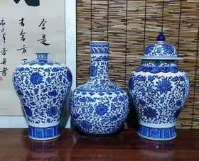 手绘青花缠枝莲套组