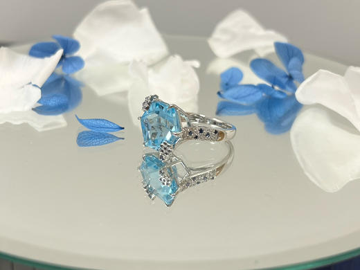「蓝雪花」海蓝色托帕石钻石戒指 11.9克拉星形切割托帕石 商品图2