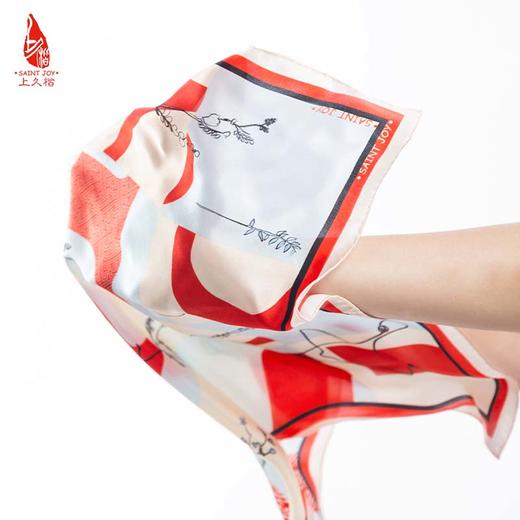 SAINTJOY/上久楷 女式真丝方巾  米红色上久佳人  FJS22005-1 商品图9