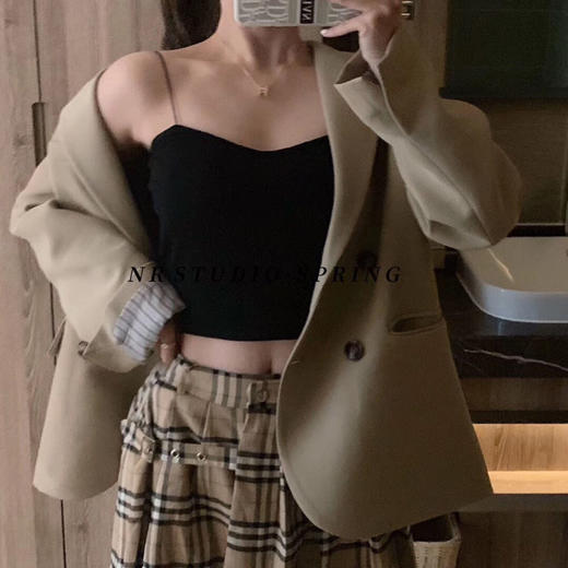 黛唯梵【舒适自在无钢圈】油画少女美背背心，抹胸带胸垫可拆，外搭内穿螺纹棉裹胸，性感小吊带 七夕情人节 商品图7