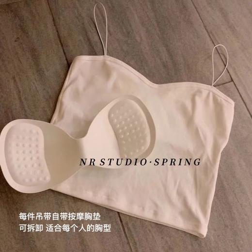 黛唯梵【舒适自在无钢圈】油画少女美背背心，抹胸带胸垫可拆，外搭内穿螺纹棉裹胸，性感小吊带 七夕情人节 商品图5