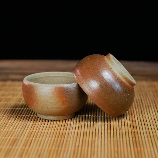 云南纯手工龙窑柴烧——土陶品茗杯 商品图5