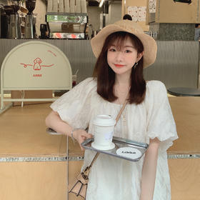 金蘑菇菇【比利时美术馆】法式温柔风纯色天丝藏肉连衣裙渡假裙