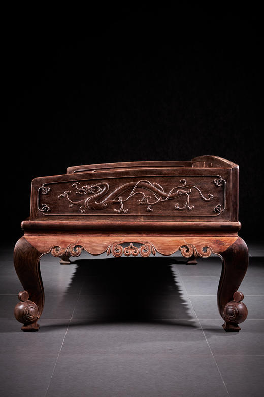 红桥红  家具严选  大红酸枝（交趾黄檀）【双龙捧寿 卷珠腿罗汉床两件套】 商品图11