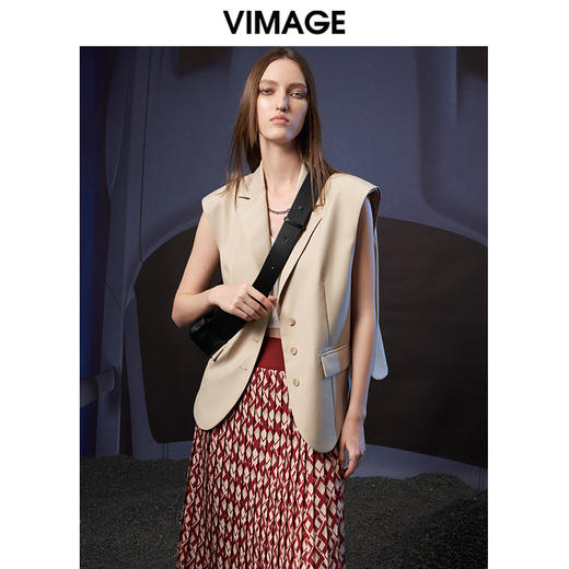 VIMAGE纬漫纪秋季新款时尚百搭马甲简约干练修身西装马夹女薄外套V1803422  商品图1