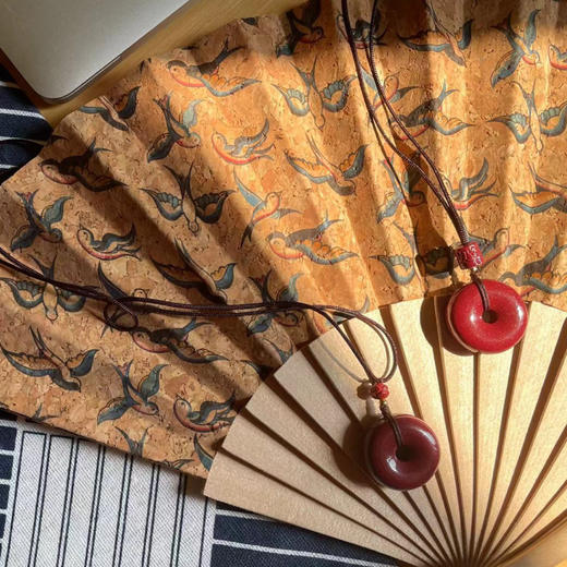 *自营*朱砂平安扣 | 2种款式六字箴言莲花珠项链吊坠中式简约风格。 商品图1