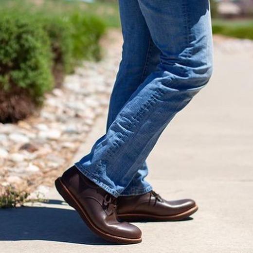 限时特价——经典款葡萄牙原产手工制作高品质舒适男士德比商务休闲皮鞋褐色M2100（超轻款） 商品图12