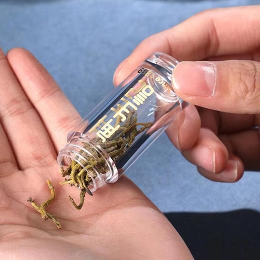 斛生记百年传承系列霍山石斛蚱蜢腿5000系列礼盒装1.5g*15瓶 商品图3