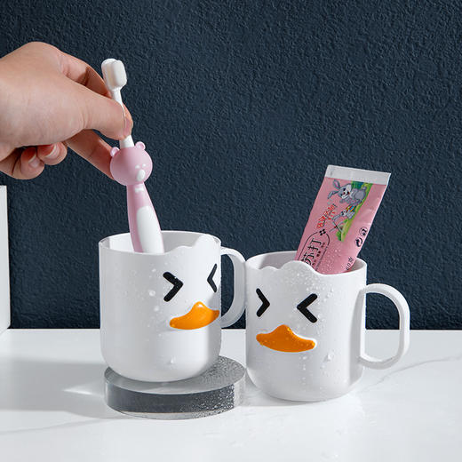 晨医生新款可爱萌胖大头熊2-10岁儿童万根软毛牙刷婴幼儿宝宝乳牙软毛牙刷 商品图6