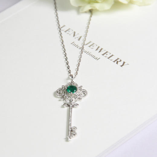 开启你的心锁丨祖母绿keys项链 商品图0