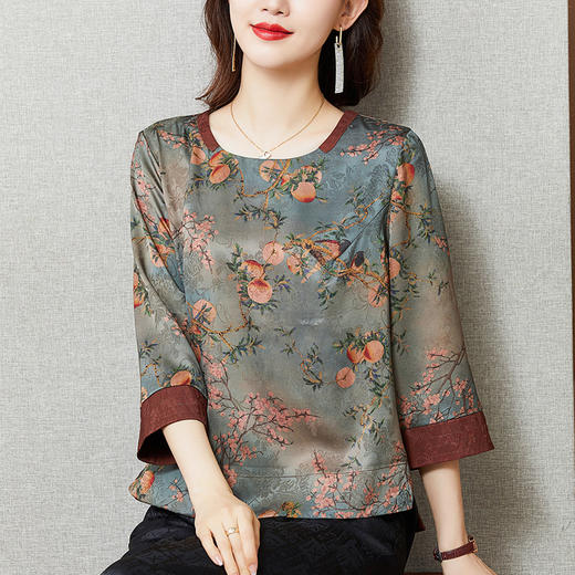 KQL422H2096  2022秋季新款七分袖圆领印花宽松上衣仿真丝桑蚕丝香云纱T恤 商品图2