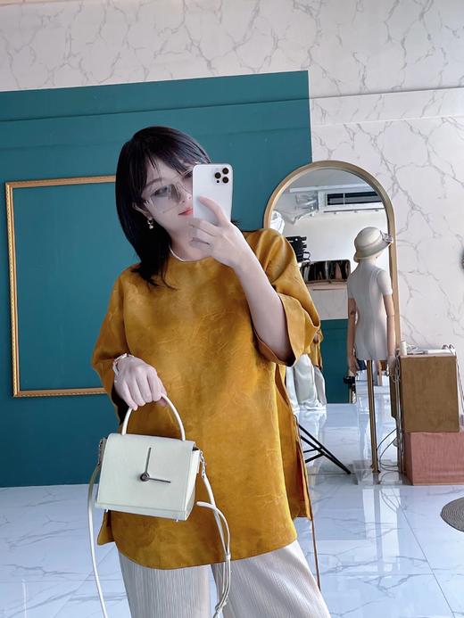 BEN by SONG新款新色 ！重奢JI品质-匠心原创du立设计师品牌！花痴小姐醉爱的设计师品牌包 头层掌纹牛皮 意大利芬尼斯品牌皮边油封边，奢品篙端箱包五金，不氧化发黑，方哲学现代新时尚！ 商品图7