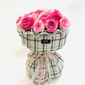 33&52支小香风玫粉色玫瑰花束