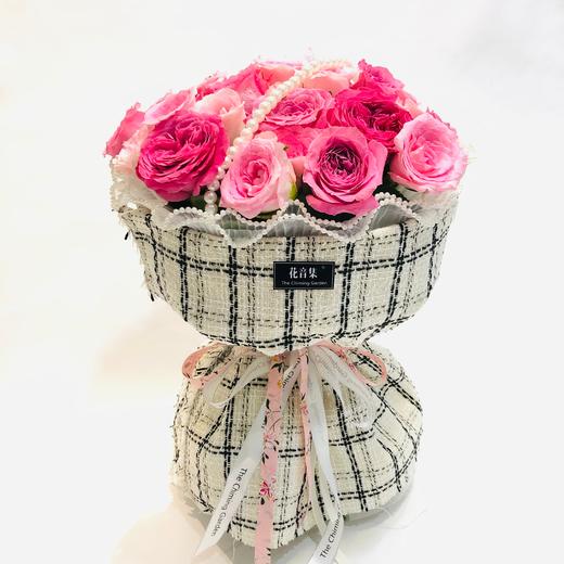33&52支小香风玫粉色玫瑰花束 商品图0