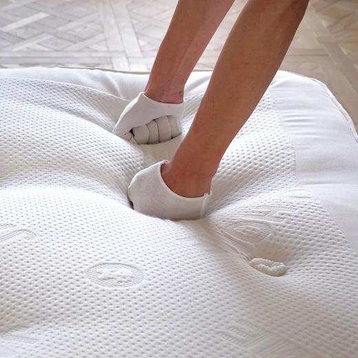 伽罗 JALO 马尾毛床垫睡眠系统（马尾毛薄床垫+马尾毛床垫+纯棉布拉扣实木弹簧床） 商品图4