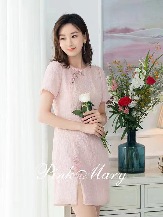 粉红玛琍连衣裙 商品图0