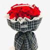33&52支小香风红色真爱玫瑰花束 商品缩略图0