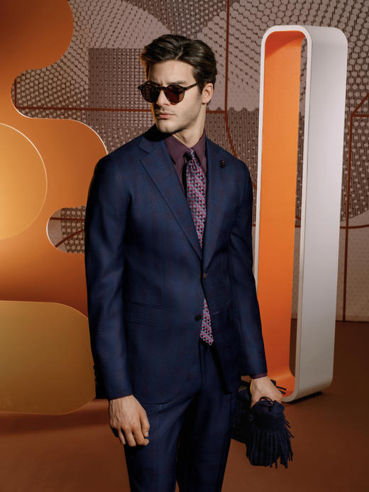 Stylbiella Power Super 120's 澳洲美丽诺羊毛300克高克重靛蓝色格纹全麻衬套装 商品图0