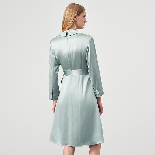 下架-EITIE爱特爱秋季新款系带束腰长袖优雅显瘦连衣裙6707411 商品图4