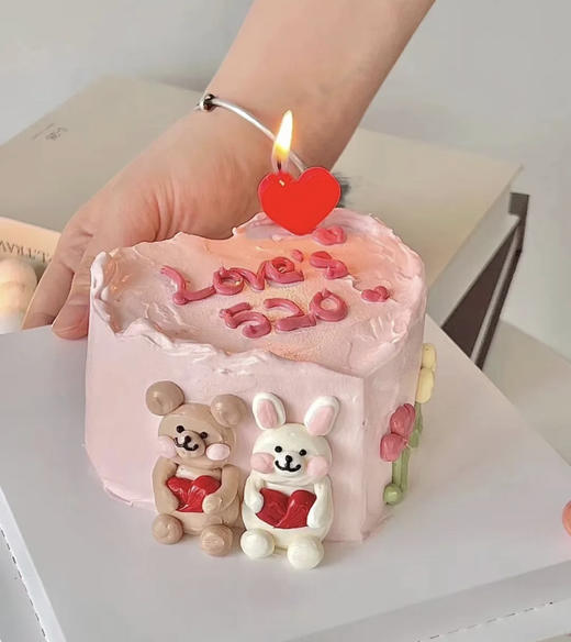 爱心情侣表白周边蛋糕 商品图1