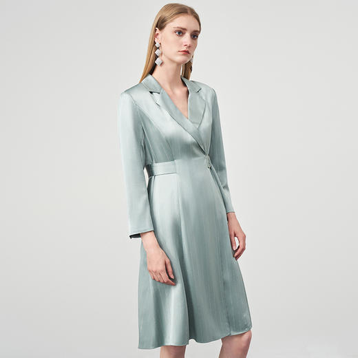 下架-EITIE爱特爱秋季新款系带束腰长袖优雅显瘦连衣裙6707411 商品图2