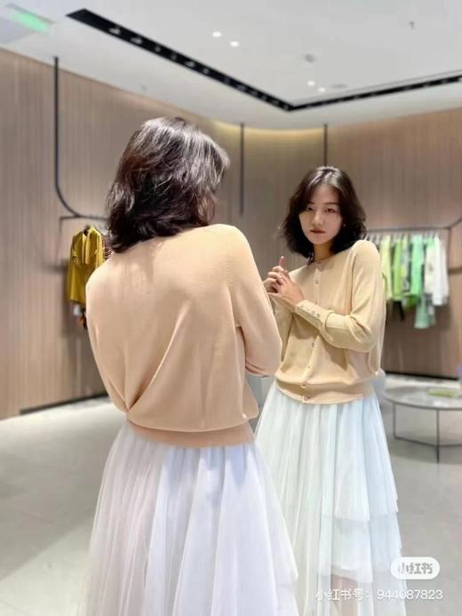 3楼阿玛施AMA SS米色开衫 商品图3