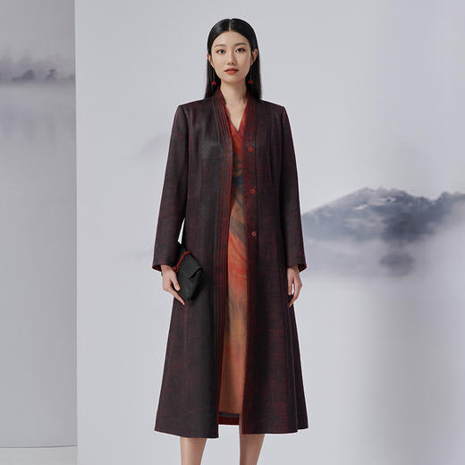 TANGY Collection/天意精品2022年秋冬新品时色系列茛绸外套 商品图4