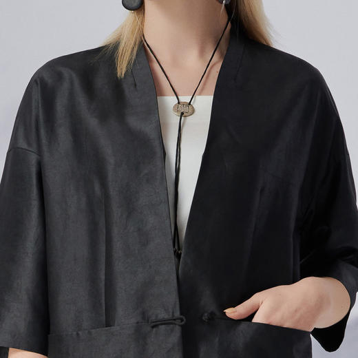 TANGY Collection/天意精品2022年秋冬新品时色系列真丝植物染莨绸外套 商品图3