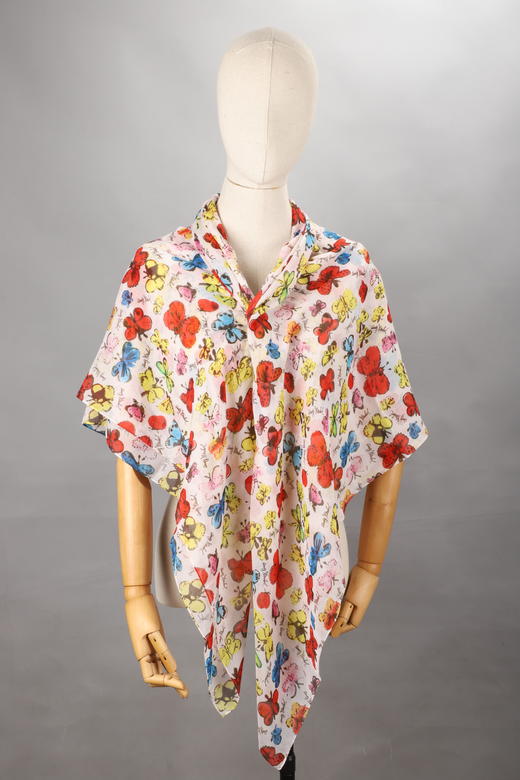 外贸工厂原单超大围巾‼💫 可做披肩使用❣ 夏日里遮阳❣ 空调房保暖❣ 有这一条就够了‼ 商品图2