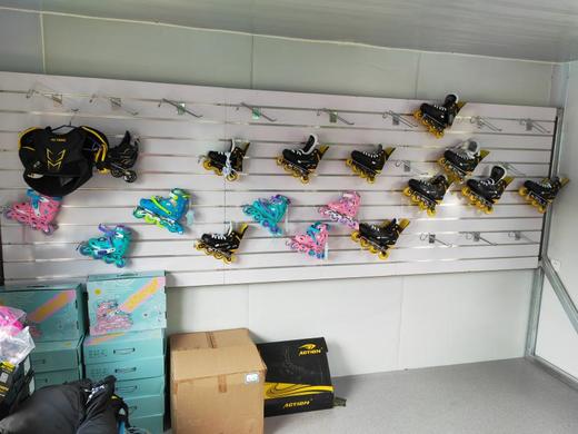 【飓风轮滑冰球俱乐部@南岭体育场】29元抢购3次儿童轮滑，轮滑球，冰球身体专项体能训练课程。 商品图3