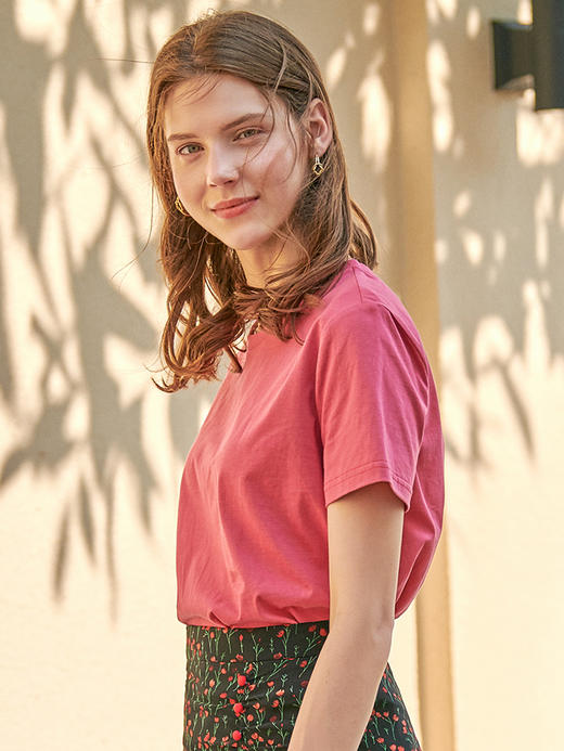 欧芮儿2021夏装新品V领短袖T恤女百搭修身显瘦纯色体恤小清新上衣 商品图2