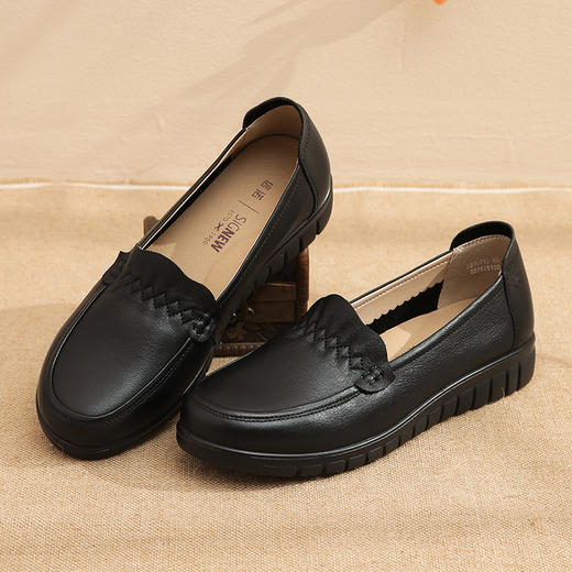 信诺 真皮舒适女鞋 中老年妈妈鞋软底轻便春秋款平底脚宽舒适皮鞋22Q6315-68 商品图0