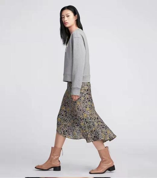 休闲卫衣 商品图1