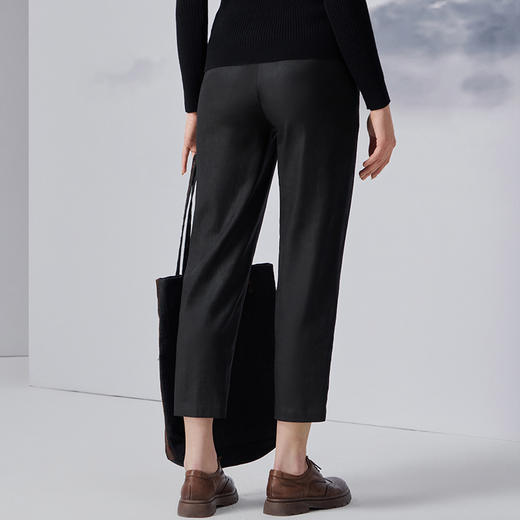 TANGY Collection/天意精品2022年秋冬新品时色系列茛绸小脚裤 商品图2