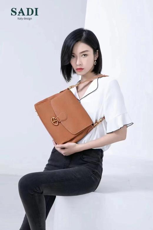 4F袋鼠专柜萨迪牛皮女包 商品图0