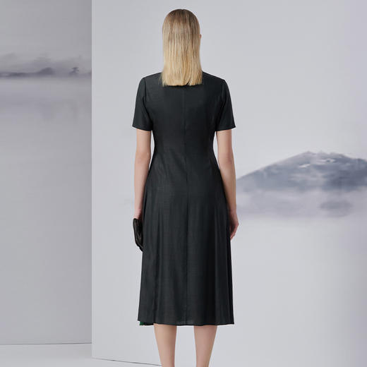 TANGY Collection/天意精品2022年秋季新品女士茛绸连衣裙 商品图2