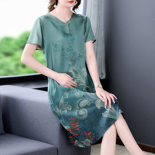 JJGY-9798夏季2022年新款时尚印花短袖大码中长裙 商品图0