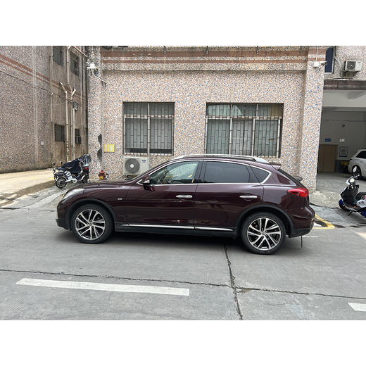 英菲尼迪	QX50 2.5L 豪华版 【长租-深圳】 商品图3