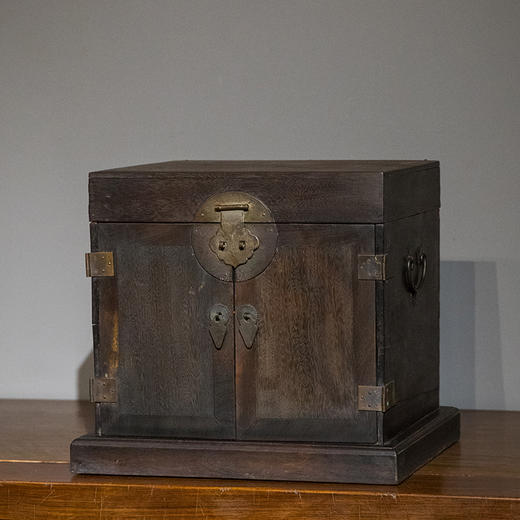 清 铁力木平顶官皮箱 商品图4