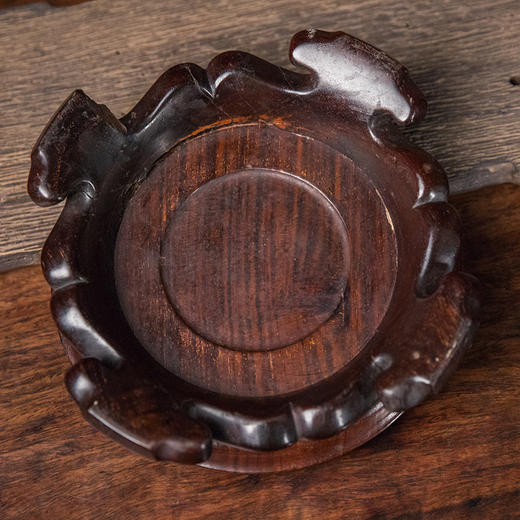 清 红木云纹四足器座 商品图3