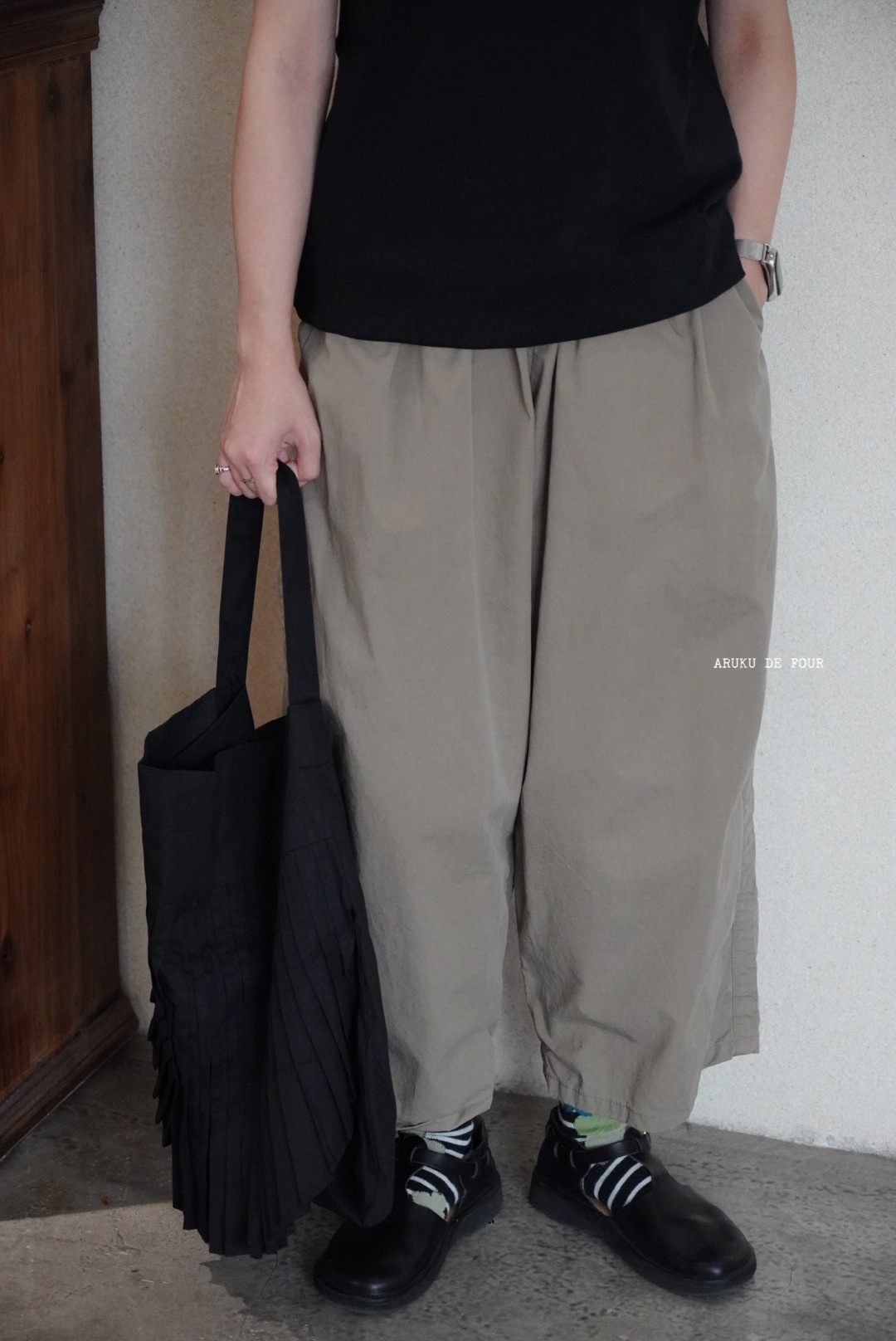 ORDINARYFITS卡其绿深蓝灰白直筒阔腿裤