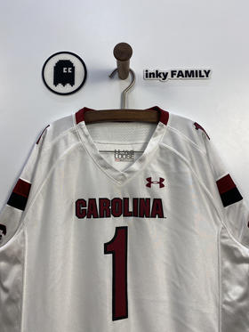 Under Armour 安德玛 
（L）_SSJ(L)尾款