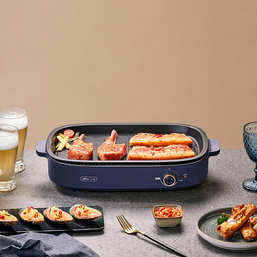 【小程序】小熊烤肉锅家用烤肉盘电烤盘一体多功能新款家庭室内可拆卸电烤炉 DKL-D12Y1  分离式烤盘+木铲（双色可选） 商品图0